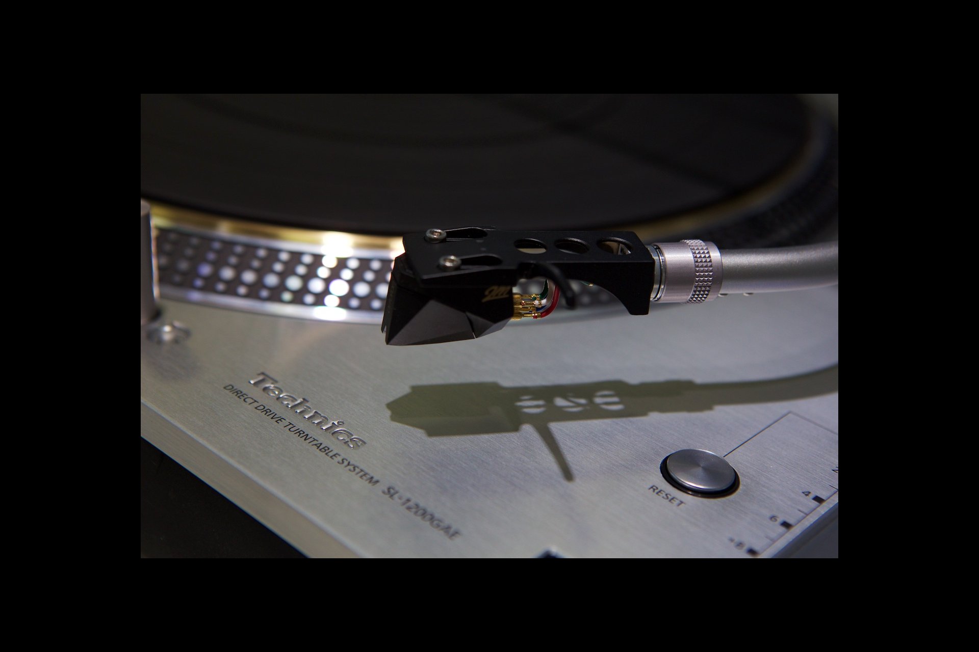 ...und beste Materialien lassen die Herzen der Vinylfans höher schlagen.